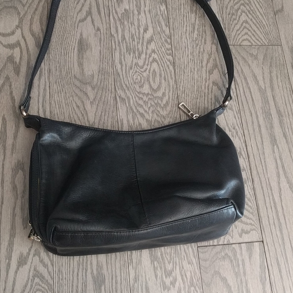 Beautiful vintage genuine leather bag 🌼🌸🍀 - Picture 6 of 8